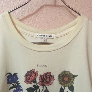 Urban Outfitters Tops - Urban Outfitters Graphic Tee Urban Outfitters Tops - Urban Outfitters Graphic Tee